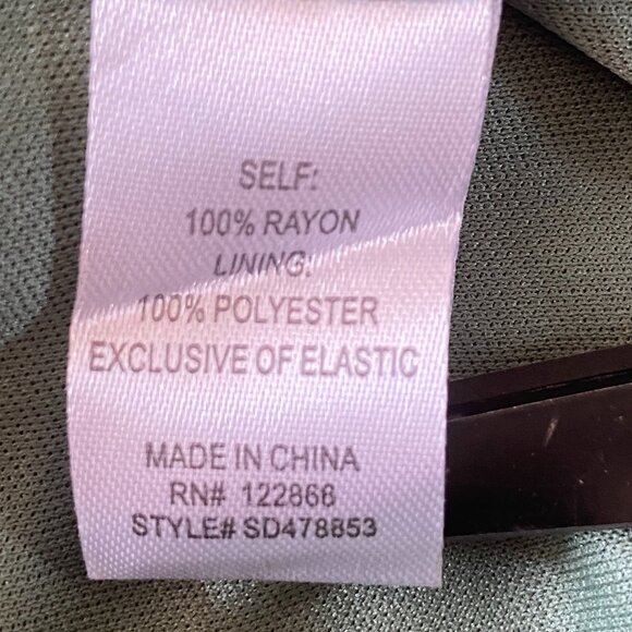 NWT Chenault Smocked Floral Dress Green Puff Sleeve Cottage Prairie Peasant-16 - Picture 15 of 16